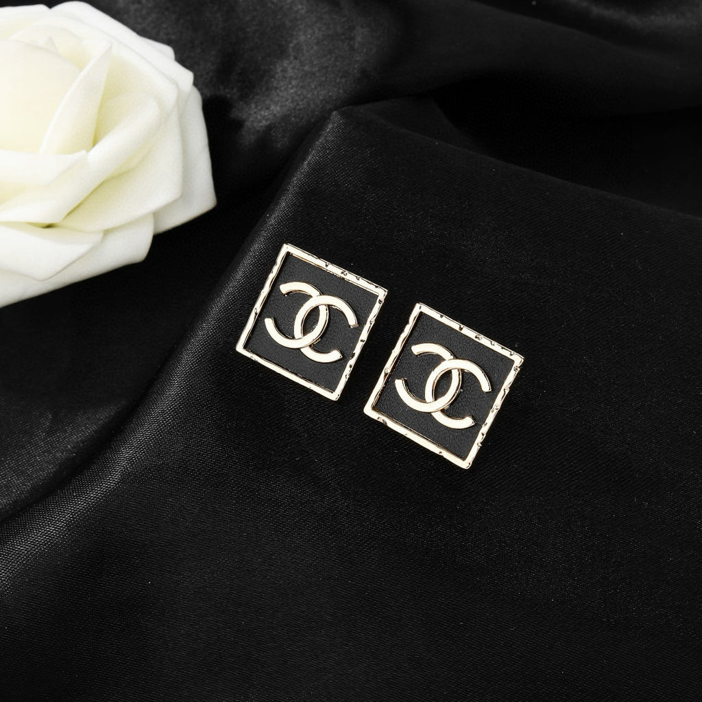 Chanel Square CC Stud Earrings - album image 3