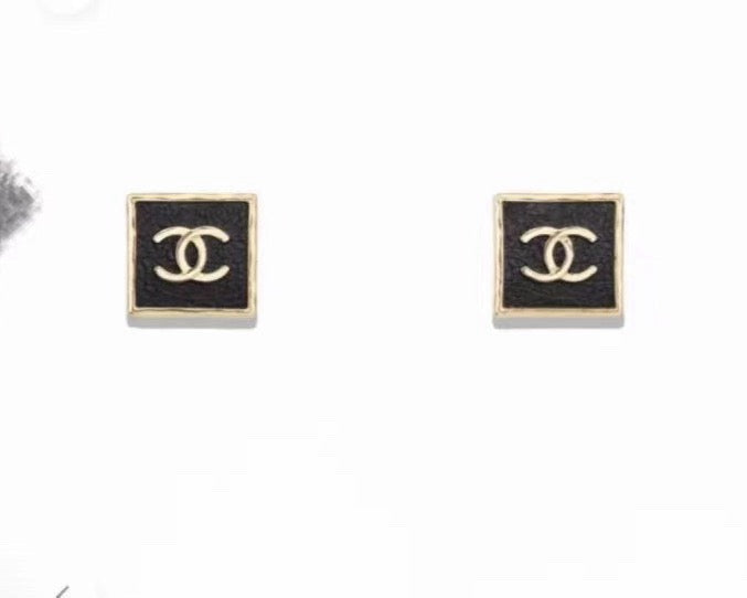 Chanel Square CC Stud Earrings - album image 9