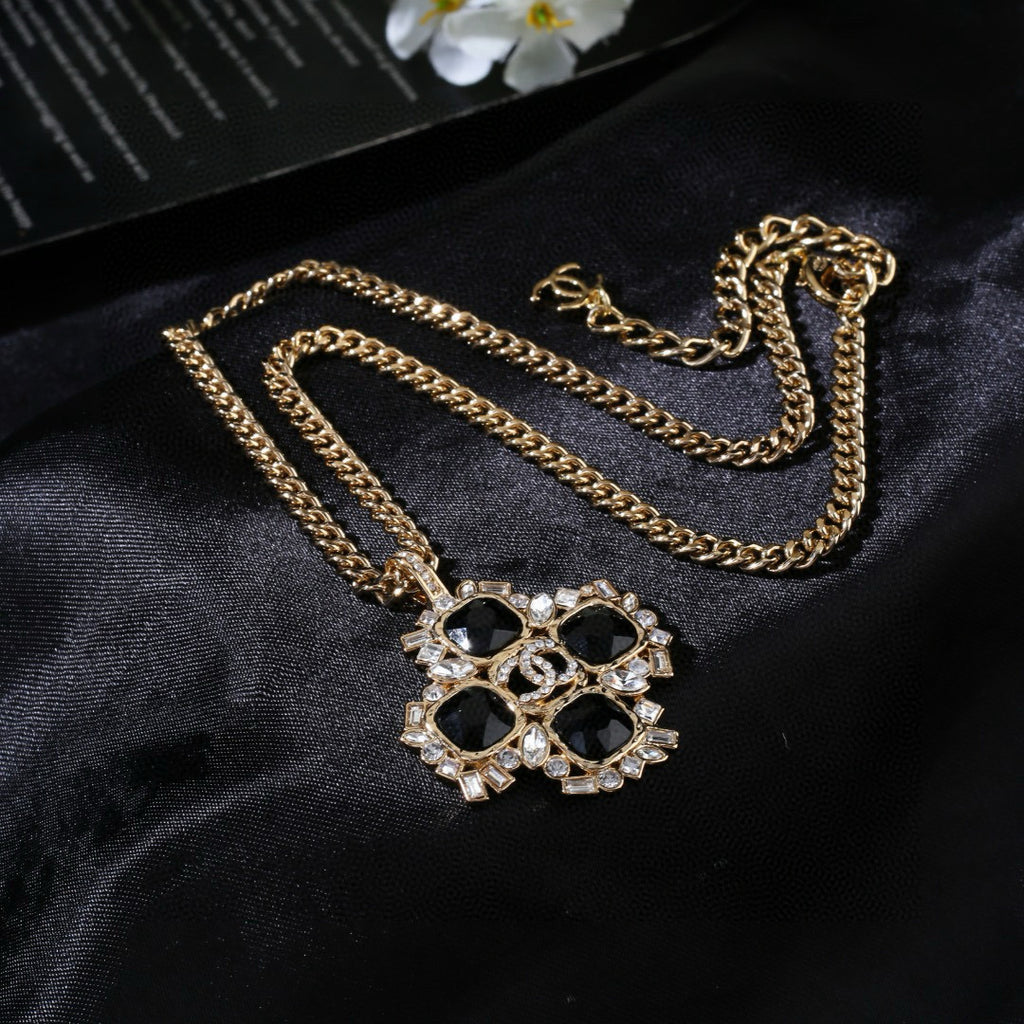 Chanel Interlocking C Necklace - album image 4