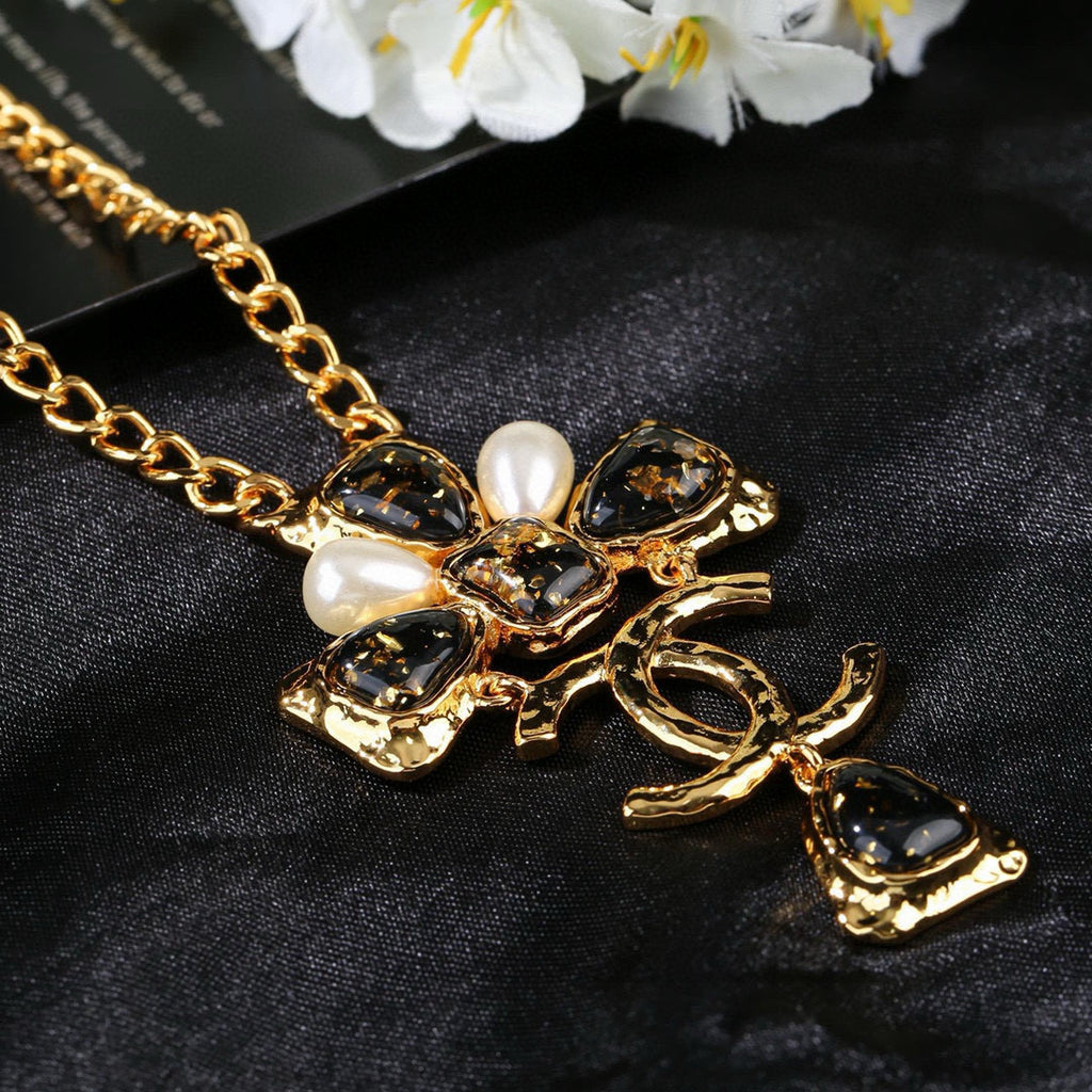 Chanel Interlocking C Necklace - album image 7