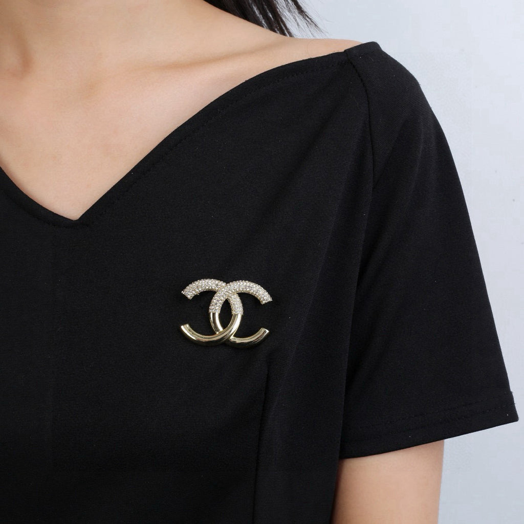 Chanel Interlocking C Crystal Accent Brooch - album image 8