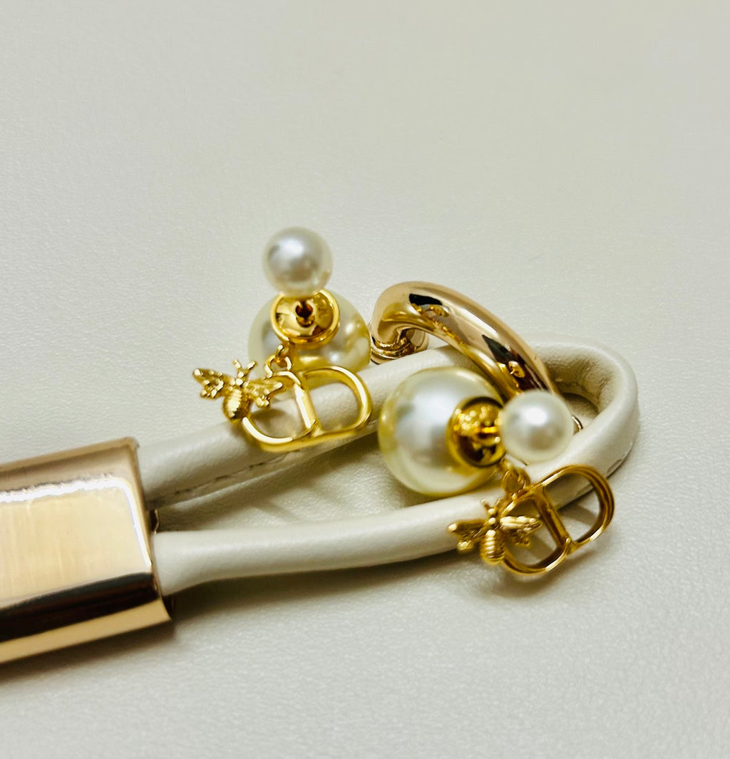 Dior CD Ribbon Knot Earrings - product image 3