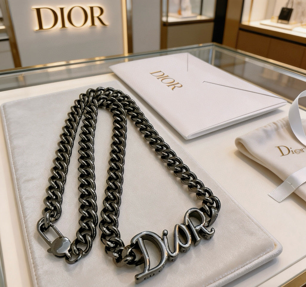 Dior Black-Finish Long Curb Necklace - product image 4