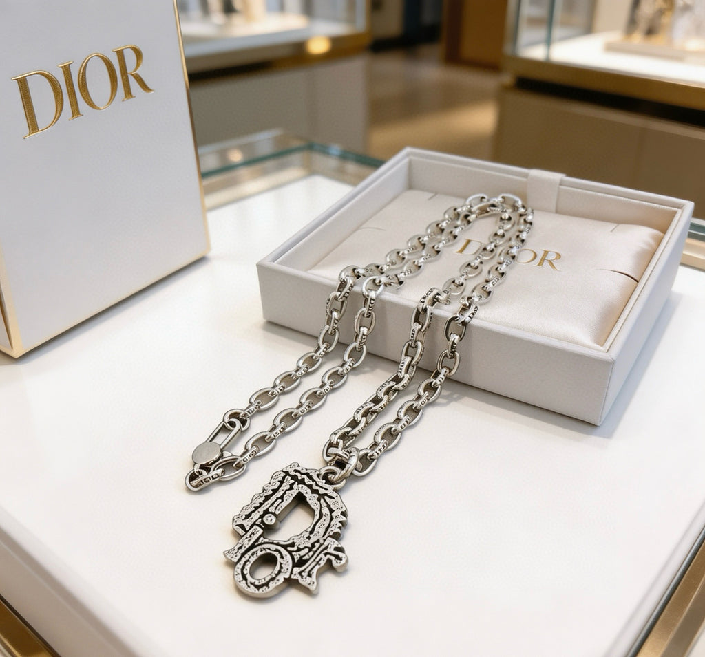 Dior Elongated-Link Medallion Necklace - product image 8