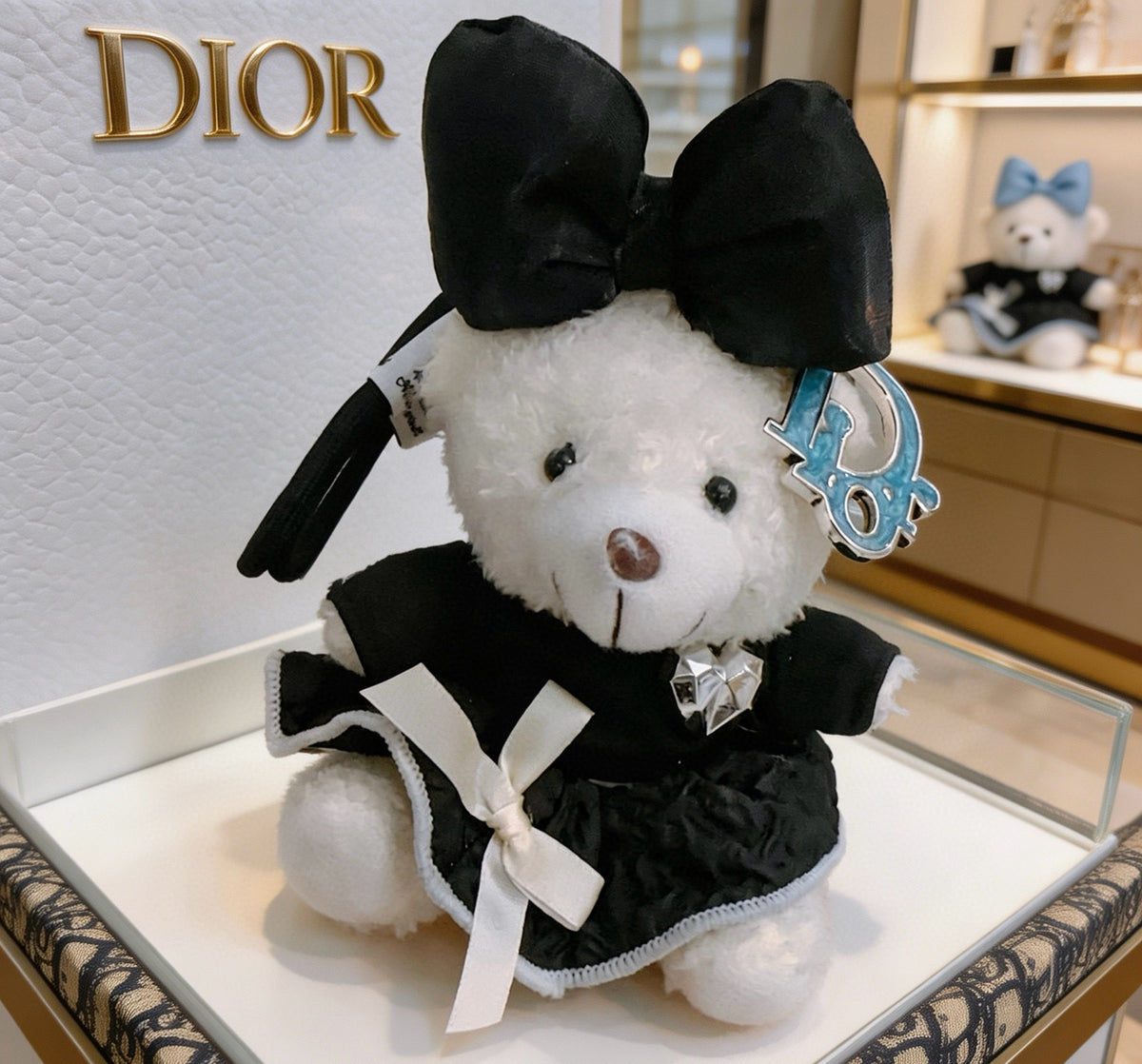 Dior Black-and-White Plush Character Keychain - product image 6