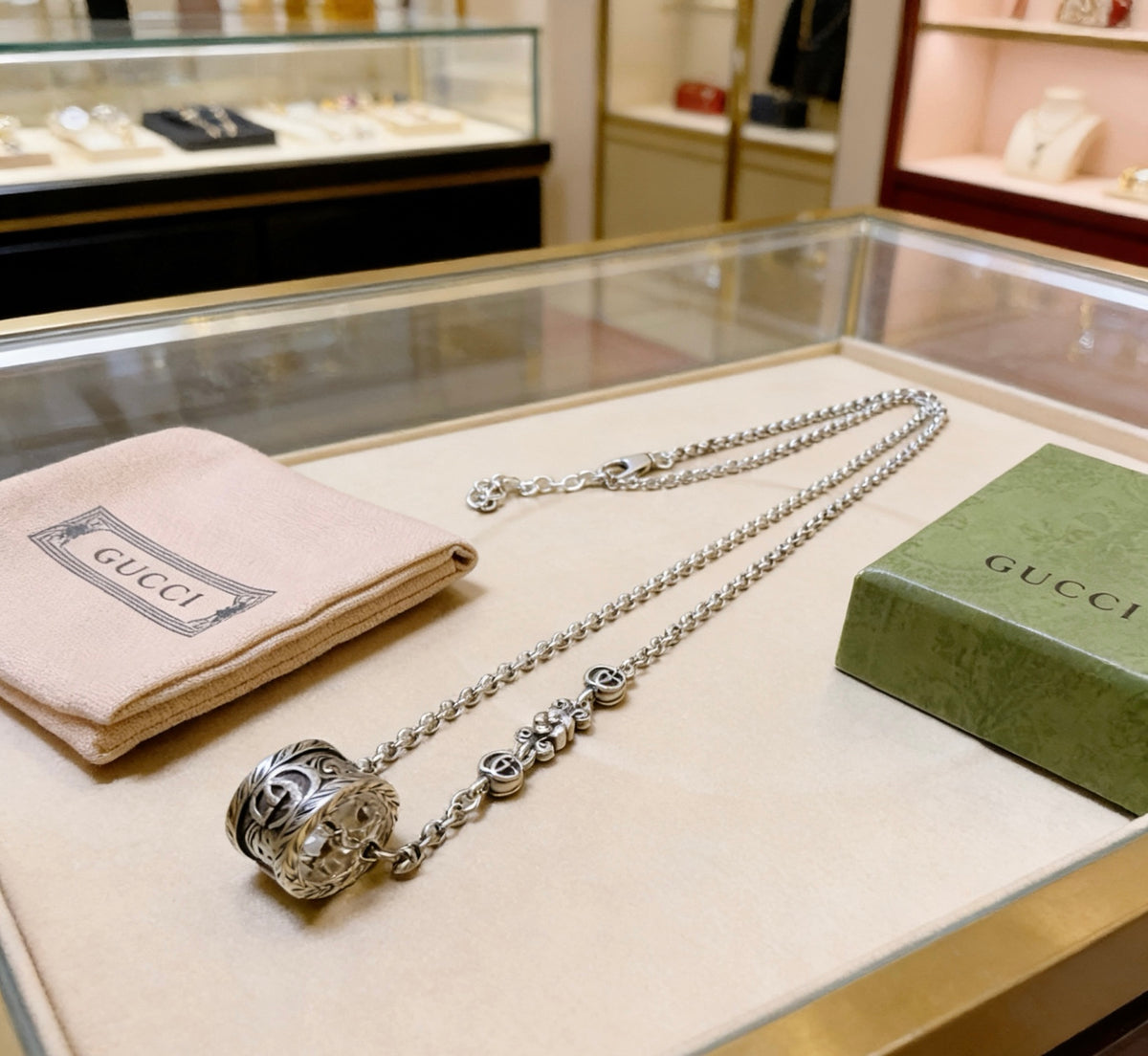 Gucci Anger Forest Interlocking G Antiqued Chain Necklace - album image 1
