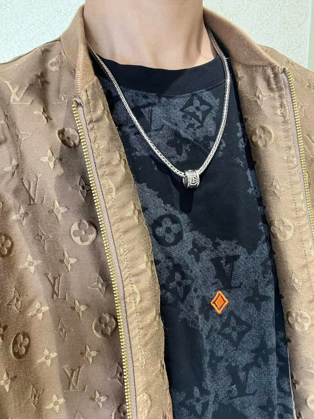 Gucci Anger Forest Interlocking G Antiqued Chain Necklace - album image 3