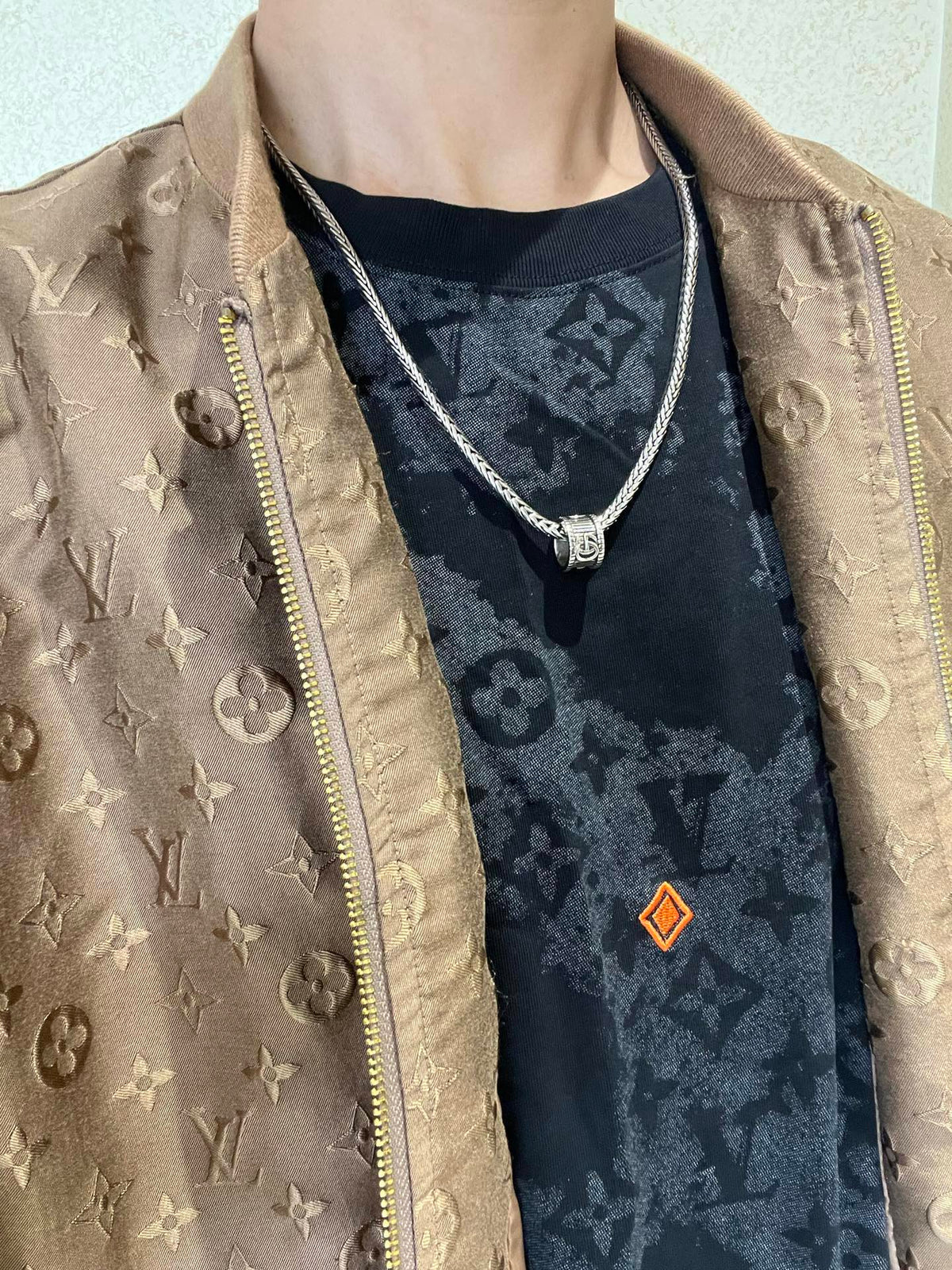 Gucci Anger Forest Interlocking G Antiqued Chain Necklace - album image 3