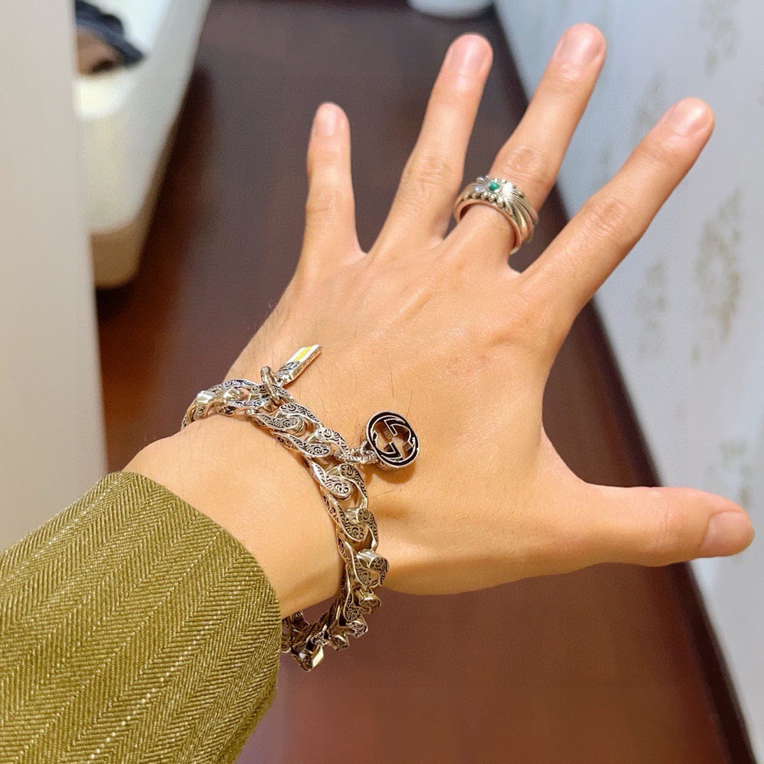 Gucci Silver-Tone Chunky Link Bracelet with G Charm - album image 3