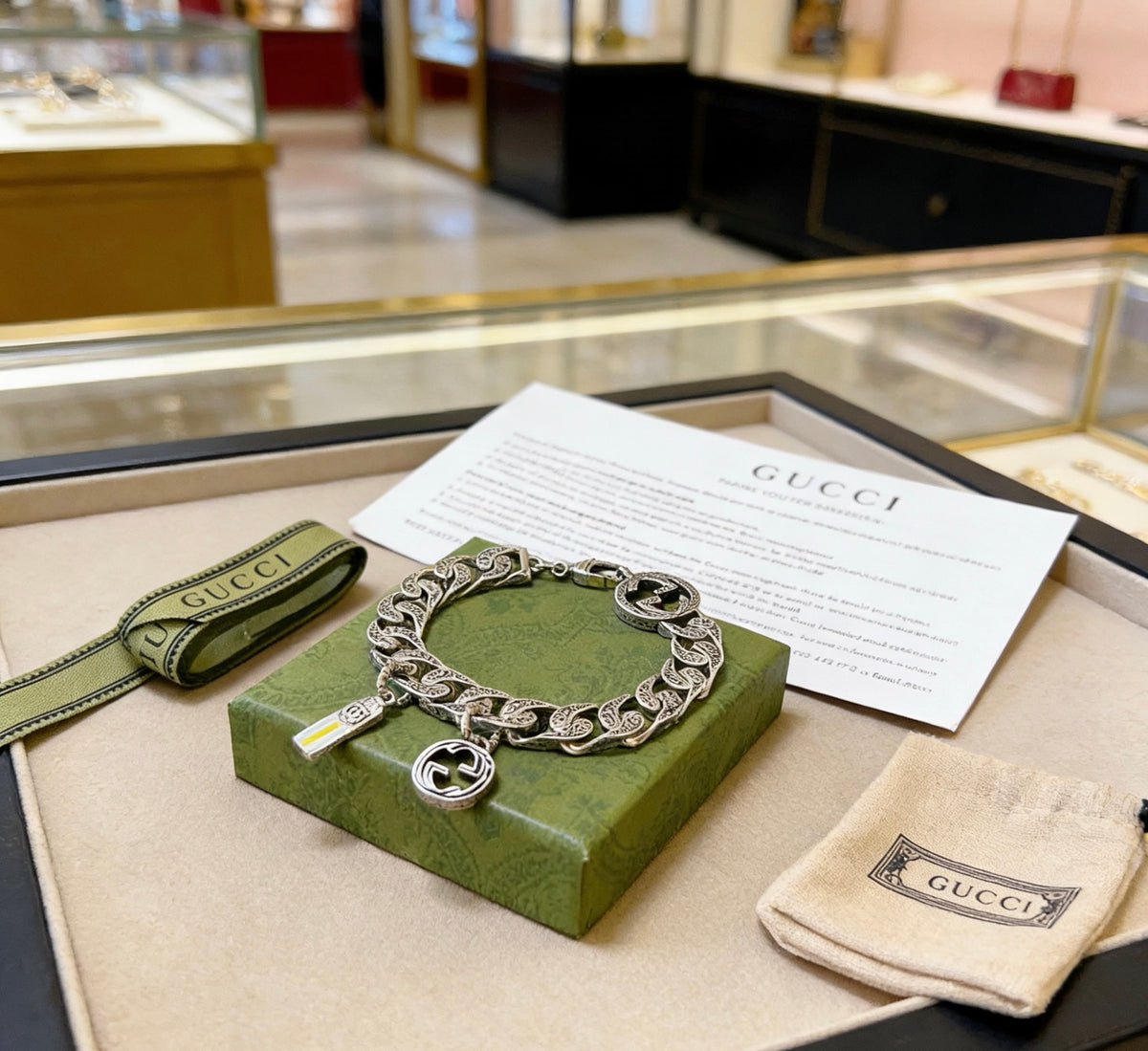 Gucci Silver-Tone Chunky Link Bracelet with G Charm - album image 4