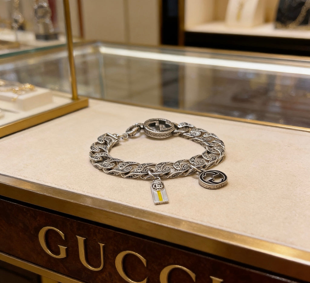 Gucci Silver-Tone Chunky Link Bracelet with G Charm - album image 2