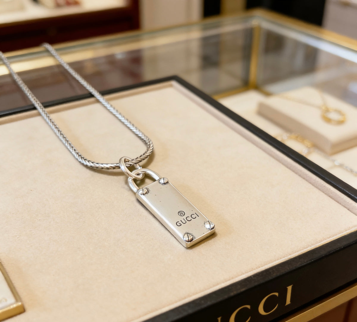 Gucci Anger Forest Interlocking G Antiqued Chain Necklace - album image 2