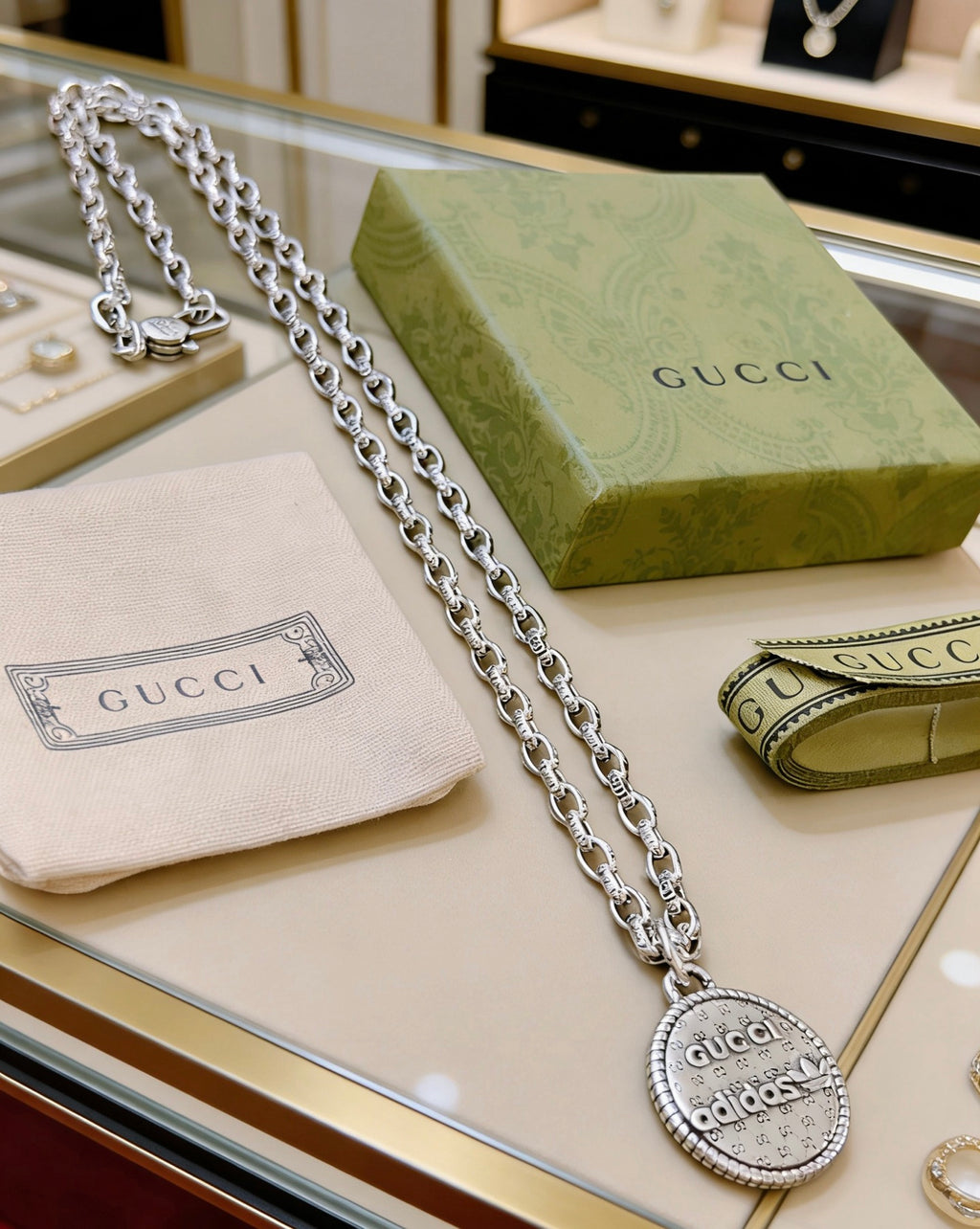 Gucci Anger Forest Interlocking G Antiqued Chain Necklace - album image 9