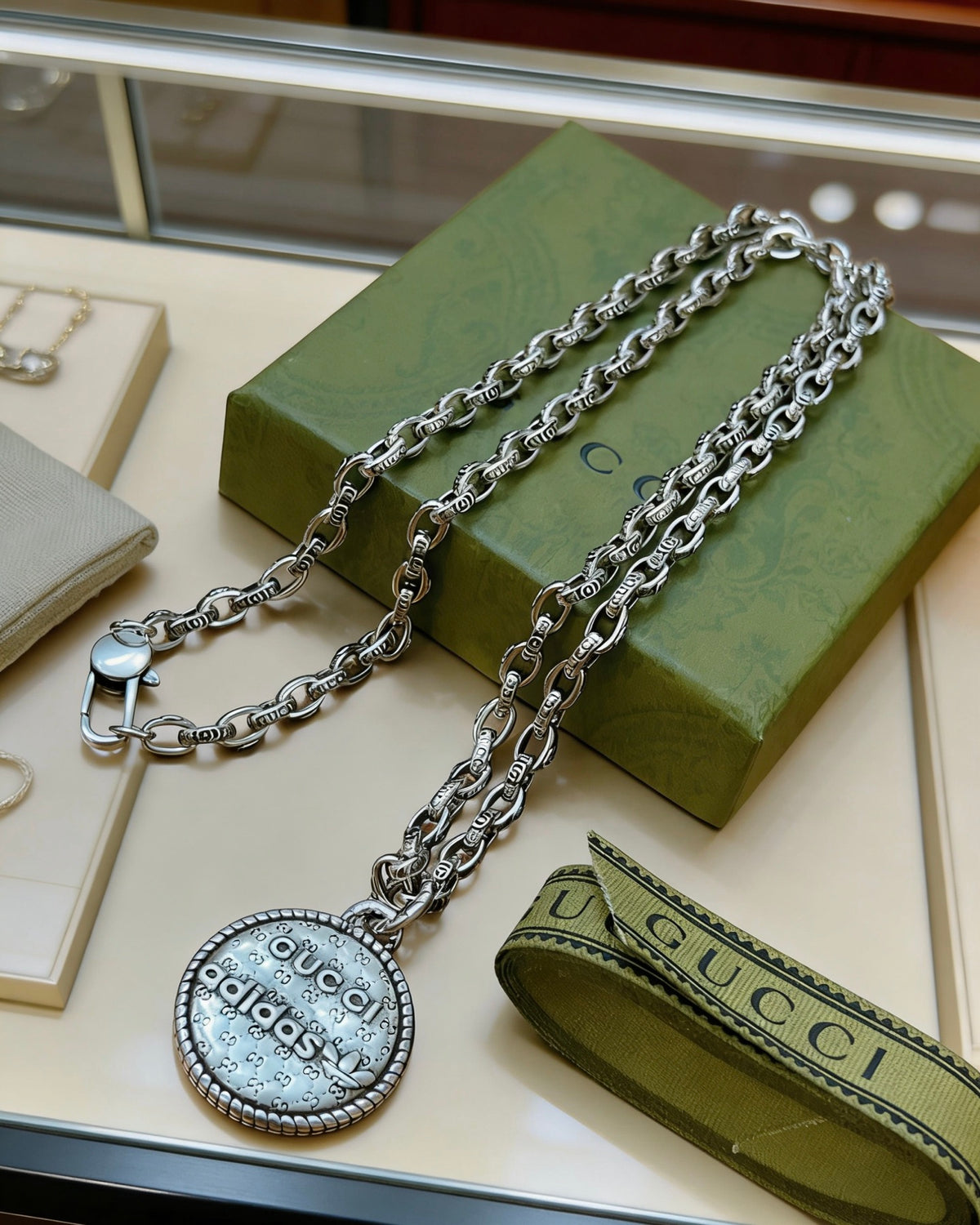 Gucci Anger Forest Interlocking G Antiqued Chain Necklace - album image 5