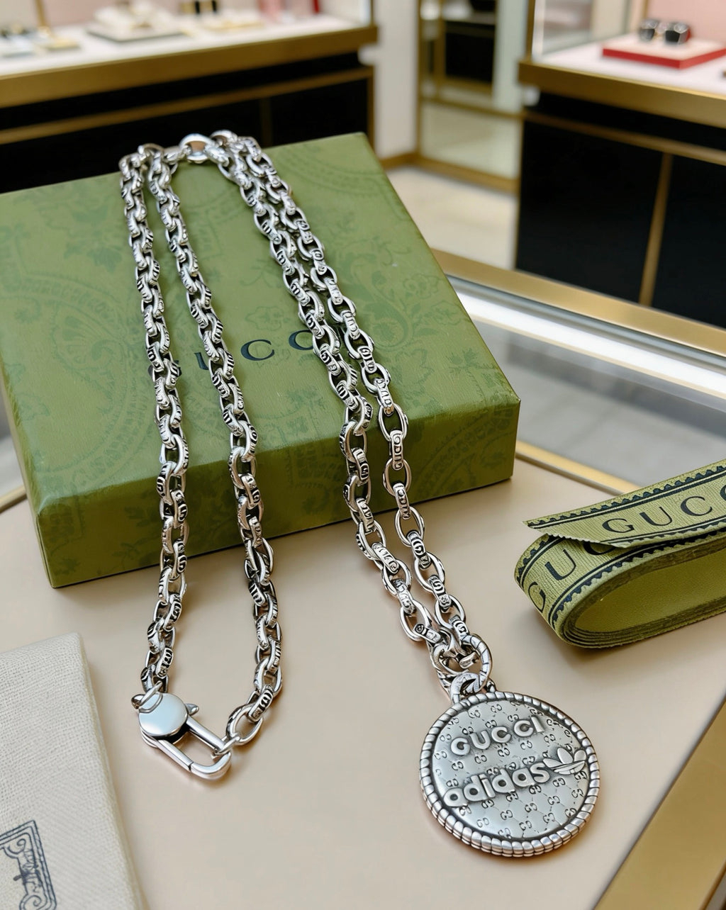 Gucci Anger Forest Interlocking G Antiqued Chain Necklace - album image 3