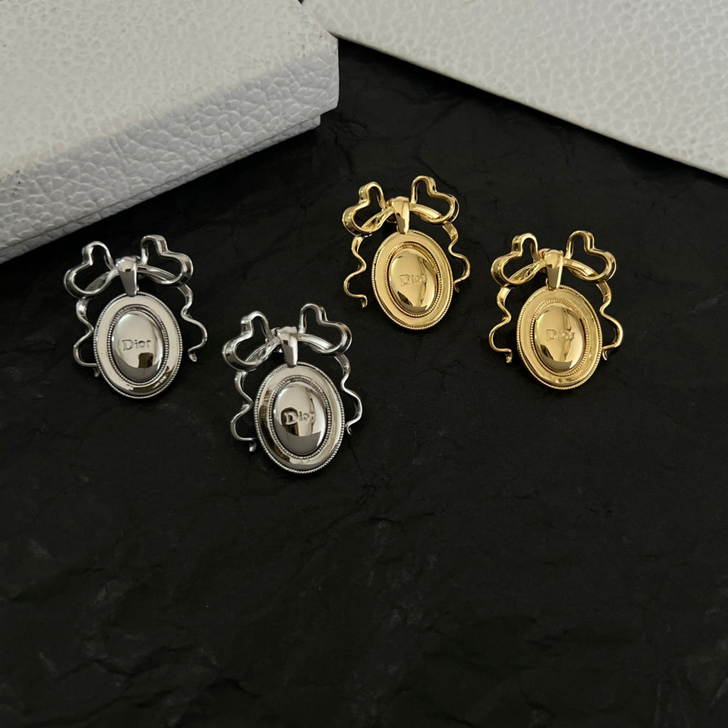Dior Gold-Tone Oval Medallion Earrings - product image 4