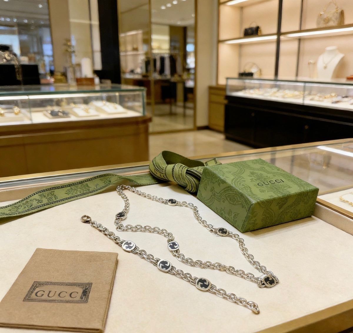Gucci Silver-Tone Black Enamel Necklace or Bracelet - album image 2