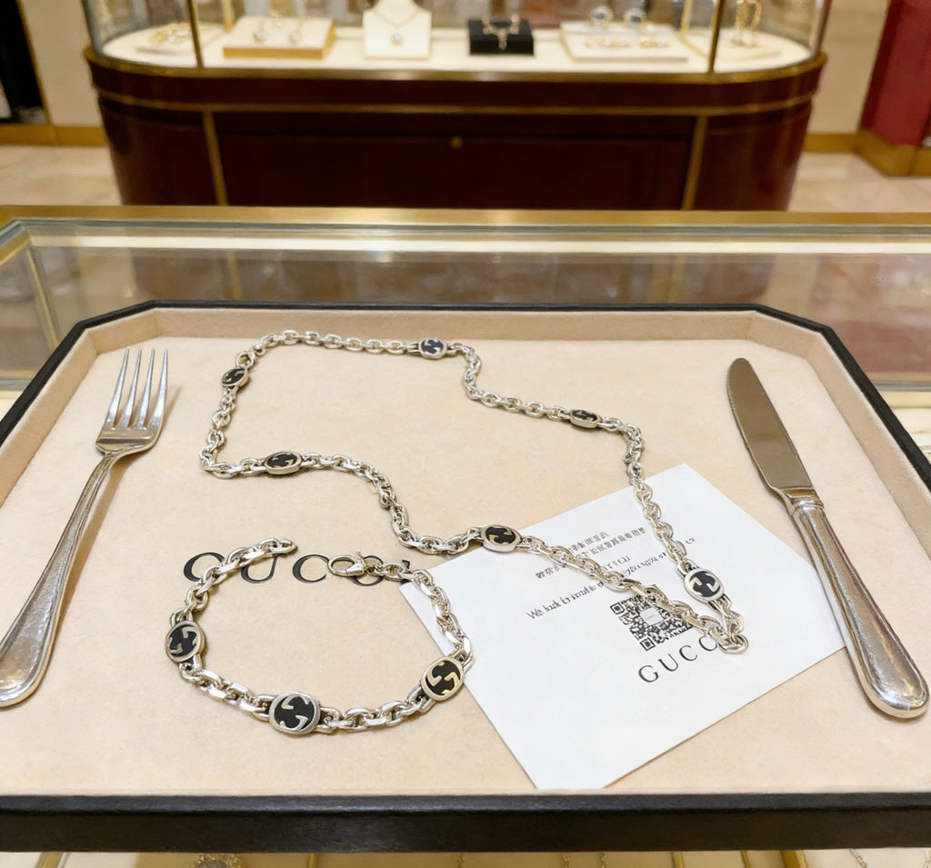 Gucci Silver-Tone Black Enamel Necklace or Bracelet - album image 7