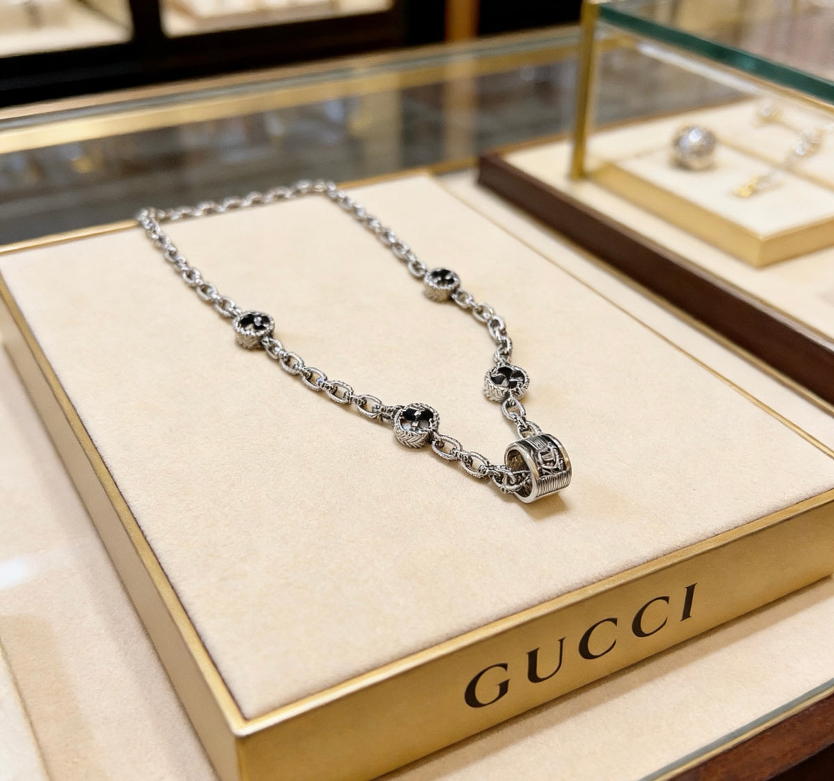 Gucci Anger Forest Interlocking G Antiqued Chain Necklace - album image 5