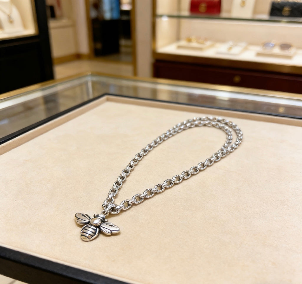 Gucci Anger Forest Interlocking G Antique Silver-Tone Bee Silver-Tone Antiqued Necklace - album image 5
