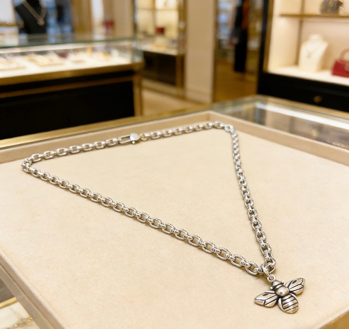 Gucci Anger Forest Interlocking G Antique Silver-Tone Bee Silver-Tone Antiqued Necklace - album image 1