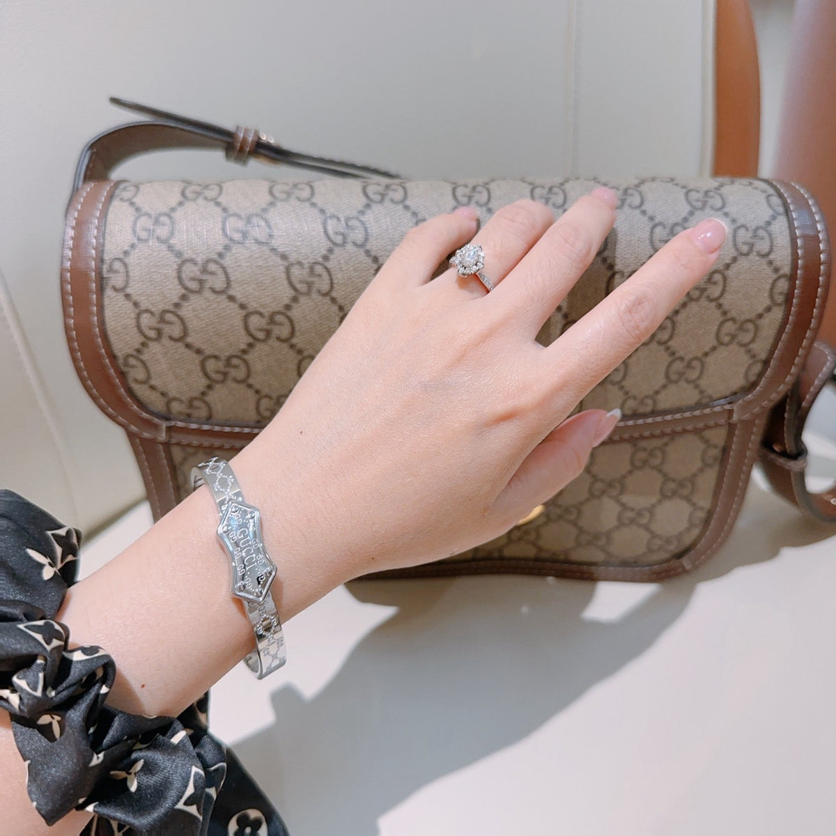 Gucci Anger Forest Interlocking G Antiqued Bangle - album image 9