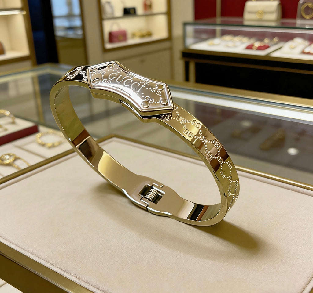 Gucci Anger Forest Interlocking G Antiqued Bangle - album image 5