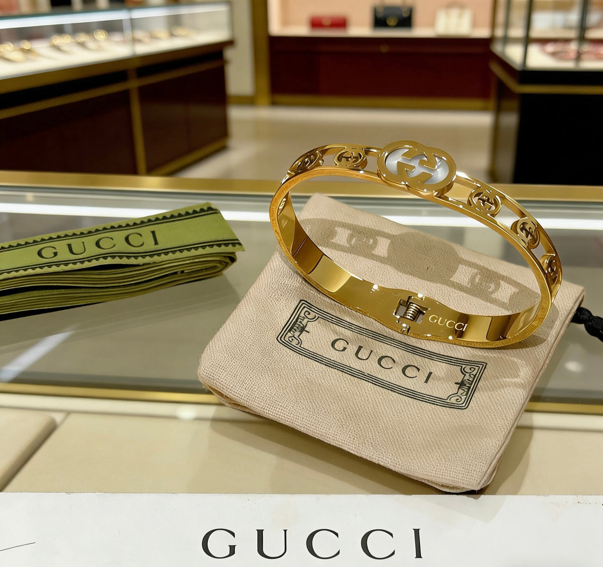 Gucci Anger Forest Interlocking G Antiqued Bangle - album image 5