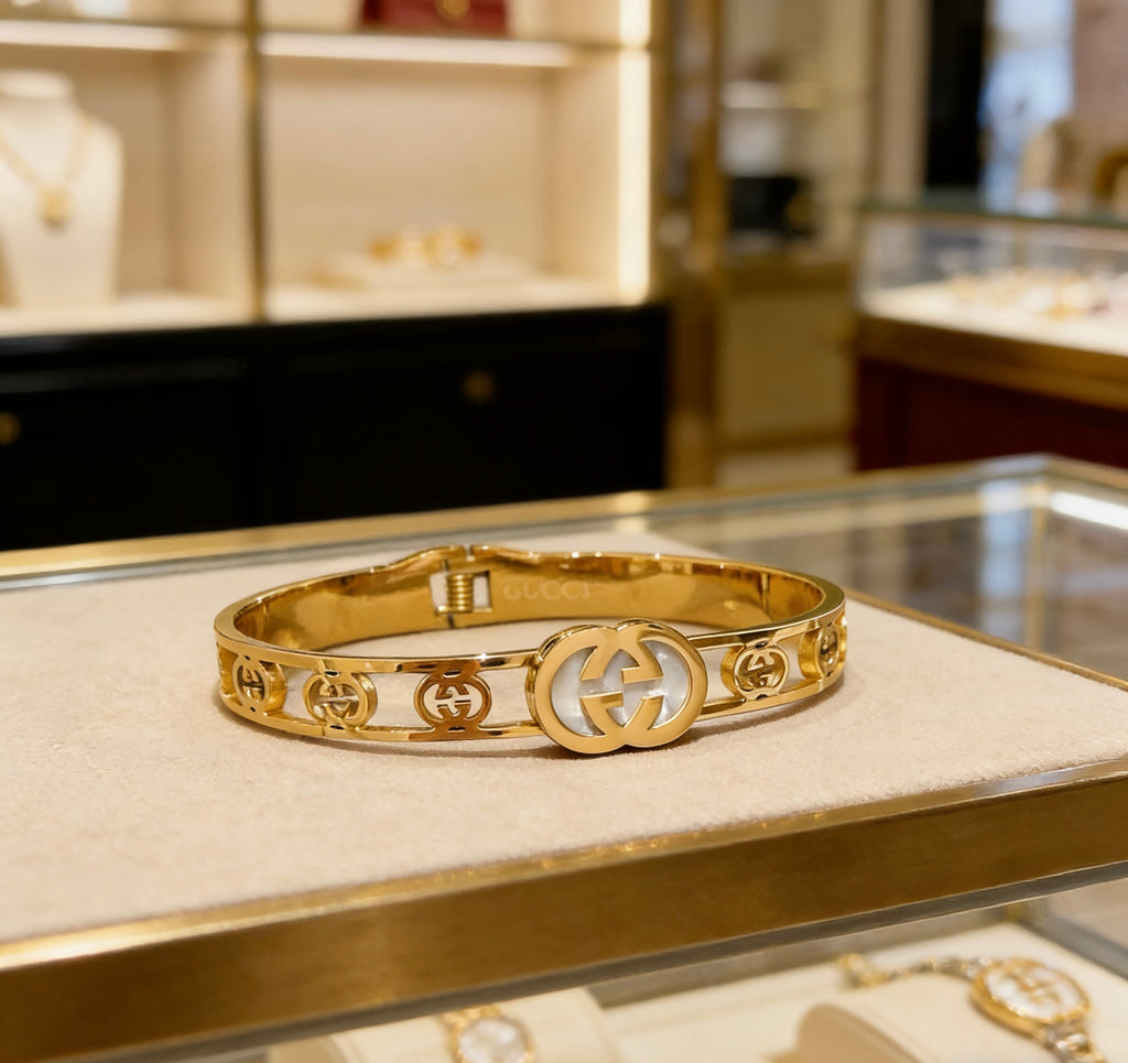 Gucci Anger Forest Interlocking G Antiqued Bangle - album image 2