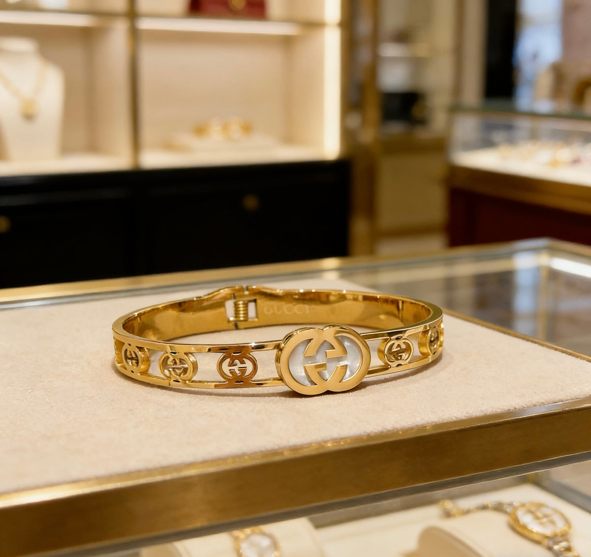 Gucci Anger Forest Interlocking G Antiqued Bangle - album image 2
