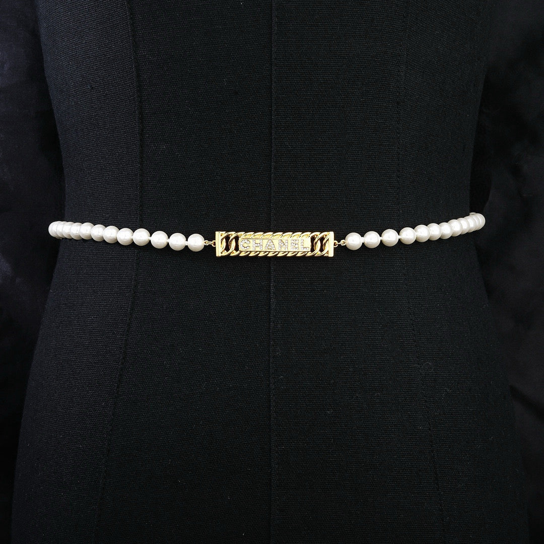 Chanel Pearl Chain Belt with Square CC Center - album image 8
