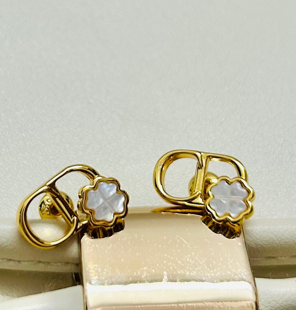 Dior Sculpted Knot Stud Earrings - product image 5