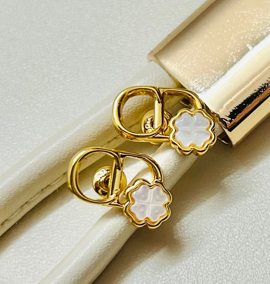 Dior Sculpted Knot Stud Earrings - product image 3