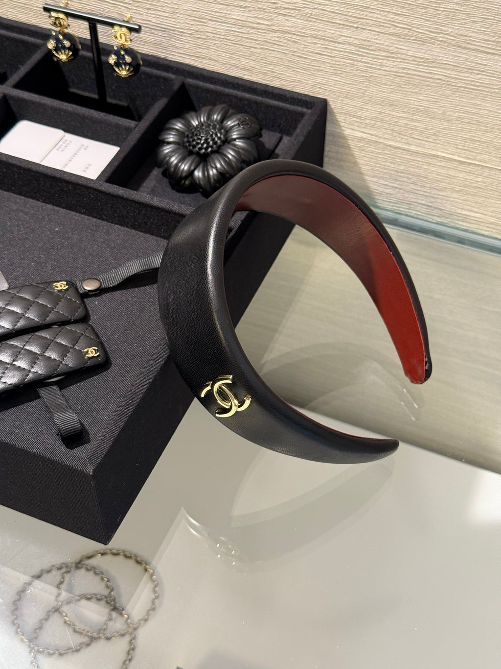 Chanel Interlocking C Gold-Tone Headband - album image 3