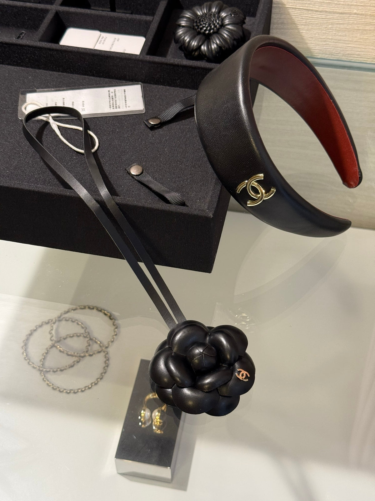 Chanel Interlocking C Camellia Key Gold-Tone Black Keychain - album image 5