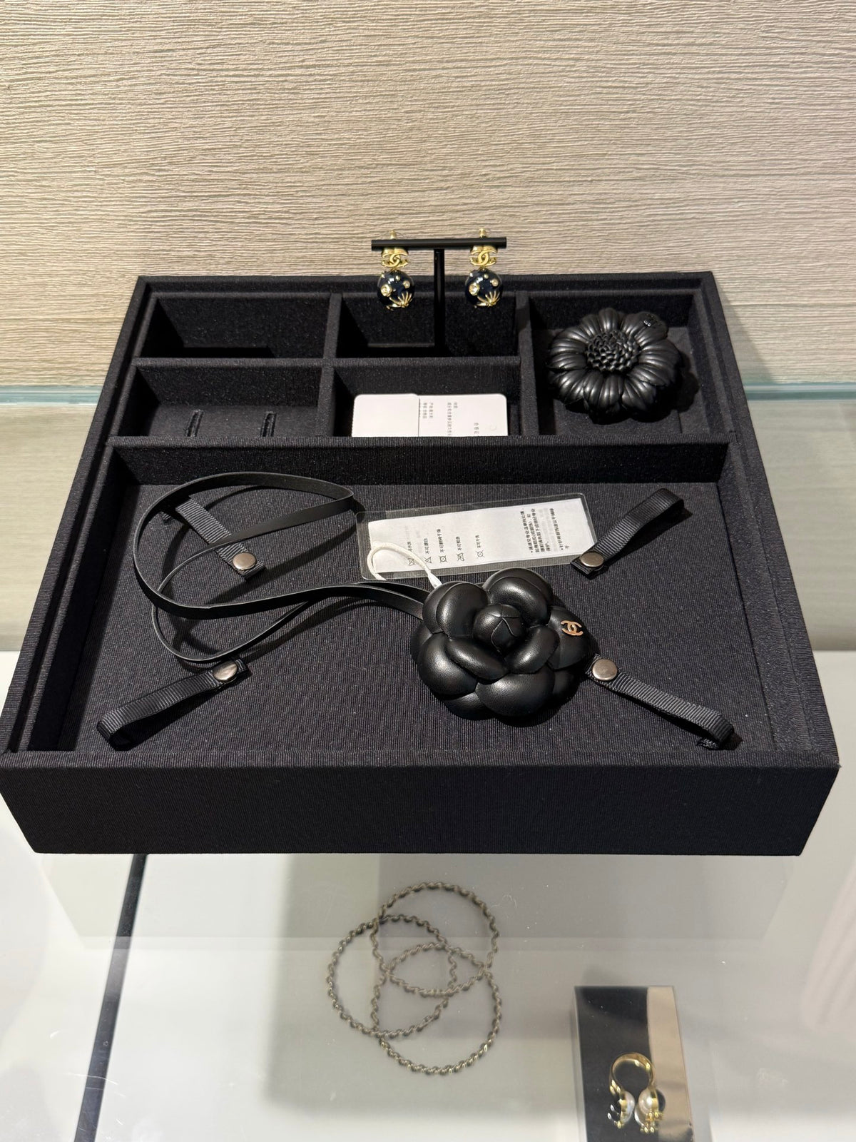 Chanel Interlocking C Camellia Key Gold-Tone Black Keychain - album image 8