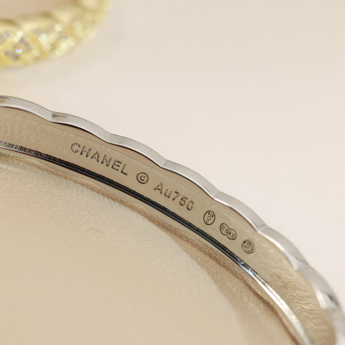 Chanel Interlocking C Checkered Rose Rose Gold-Tone Gold-Tone Bangle - album image 8
