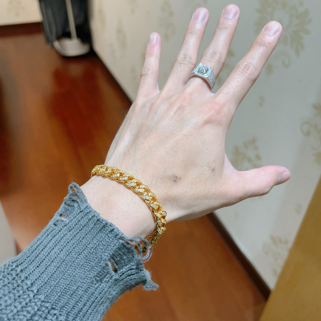 Gucci Gold-Tone Cuban Link Bracelet - album image 7