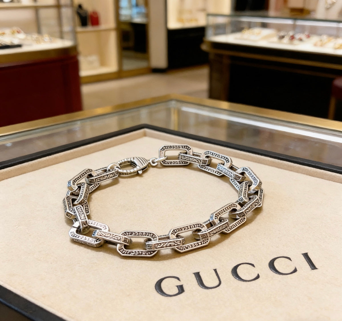 Gucci Silver-Tone Rectangular Link Bracelet - album image 1