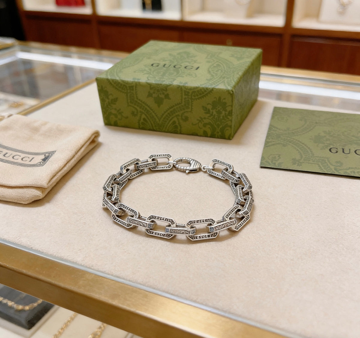 Gucci Silver-Tone Rectangular Link Bracelet - album image 4