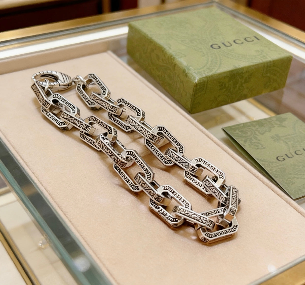 Gucci Silver-Tone Rectangular Link Bracelet - album image 5