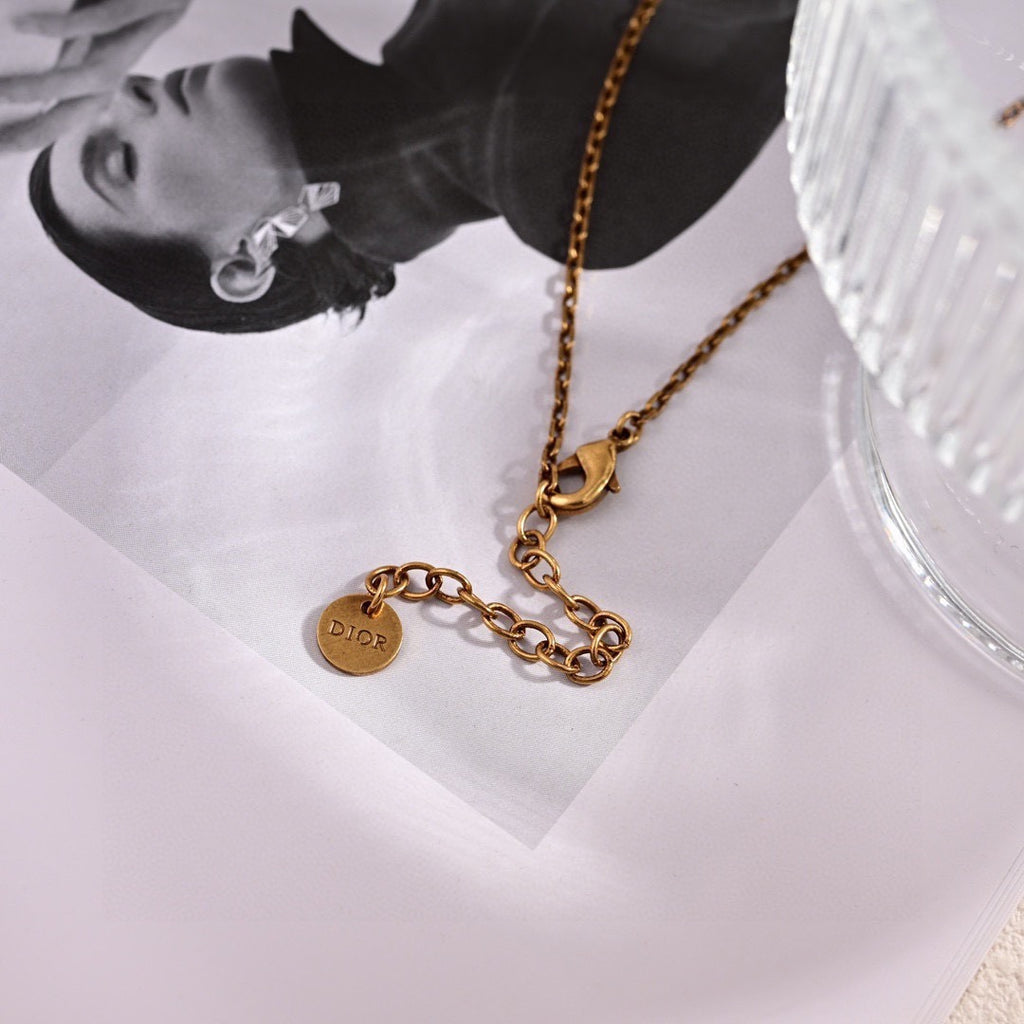 Dior Letter and Round Medallion Necklace - product image 8