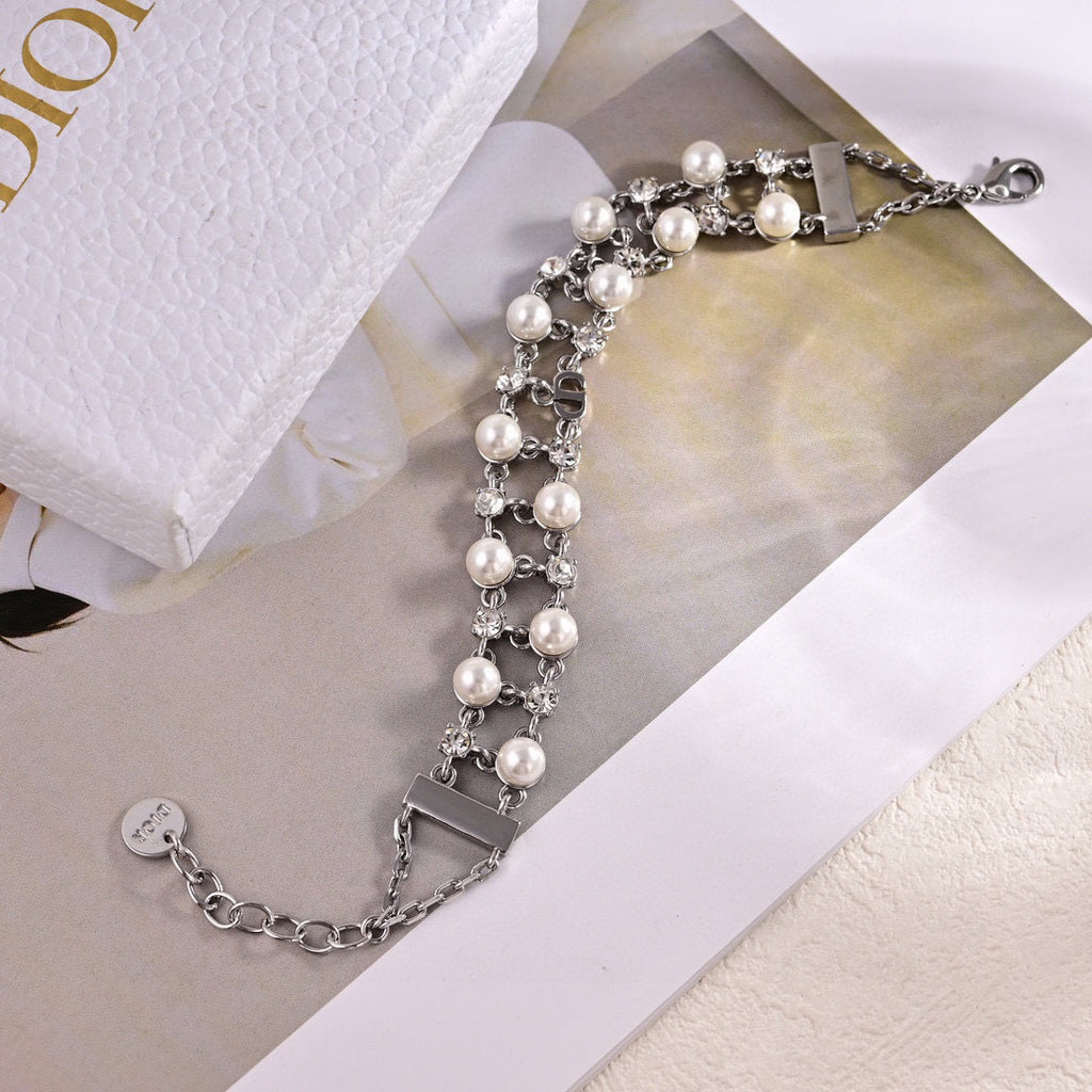 Dior Pearl-Look Open-Link Bracelet - product image 7