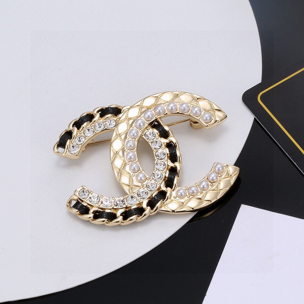 Chanel Antique Gold-Tone Brooch - album image 1