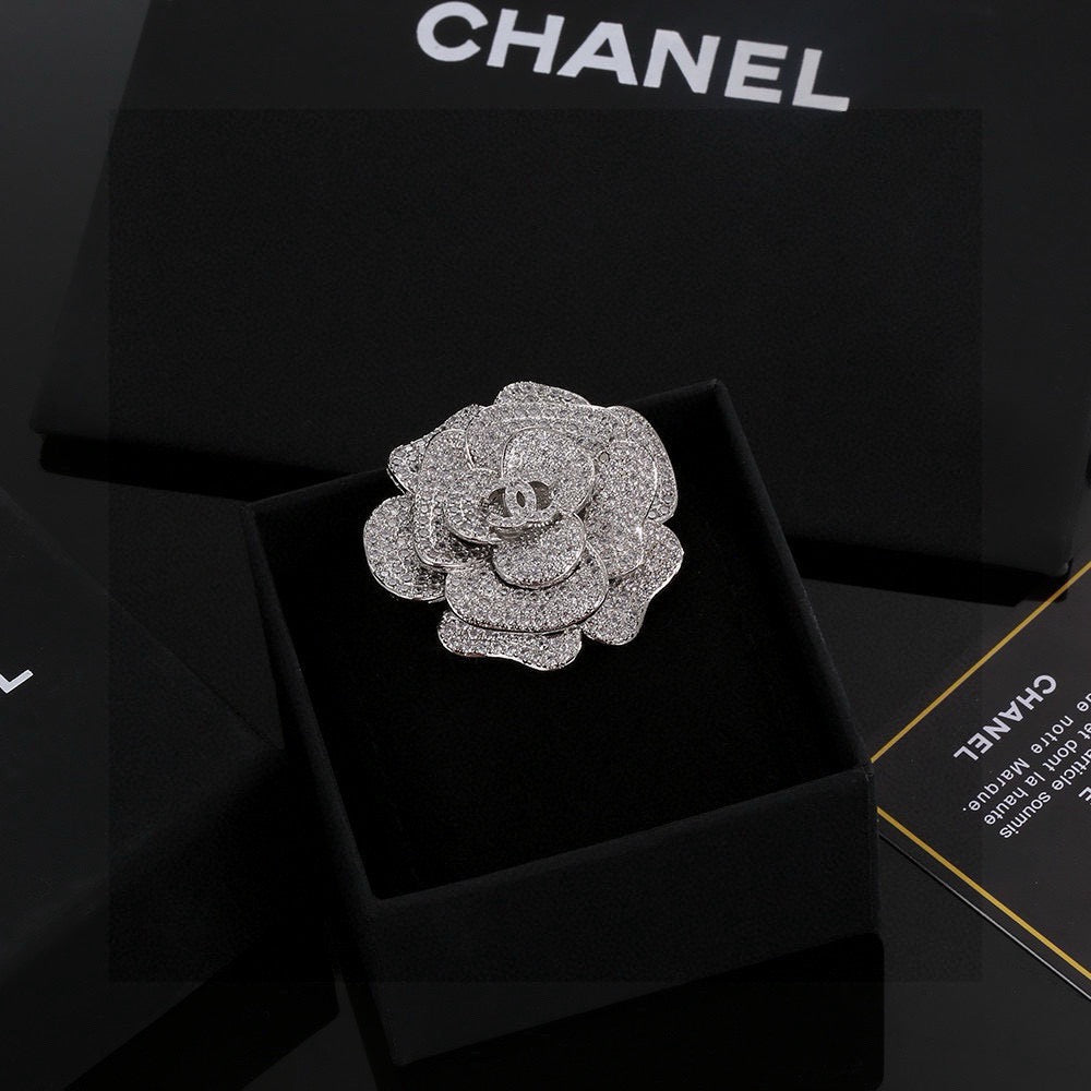 Chanel Camellia Brooch - album image 5