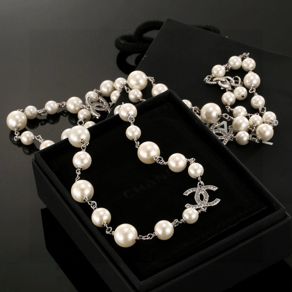 Chanel Pearl Necklace - album image 6