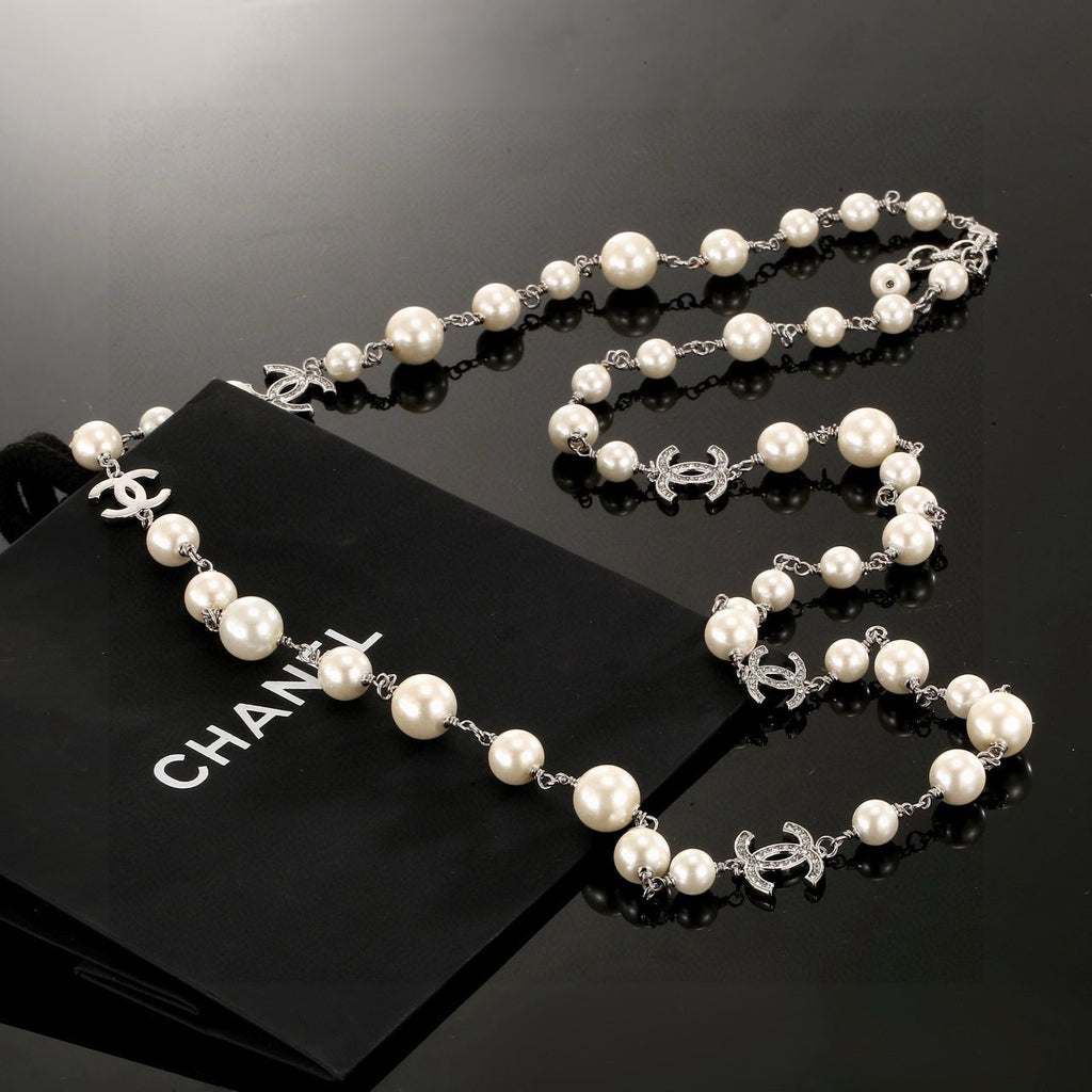 Chanel Pearl Necklace - album image 2