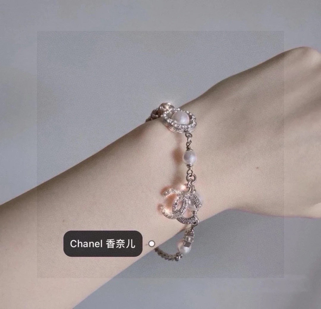 Chanel Camellia Pearl Star Bracelet - album image 2