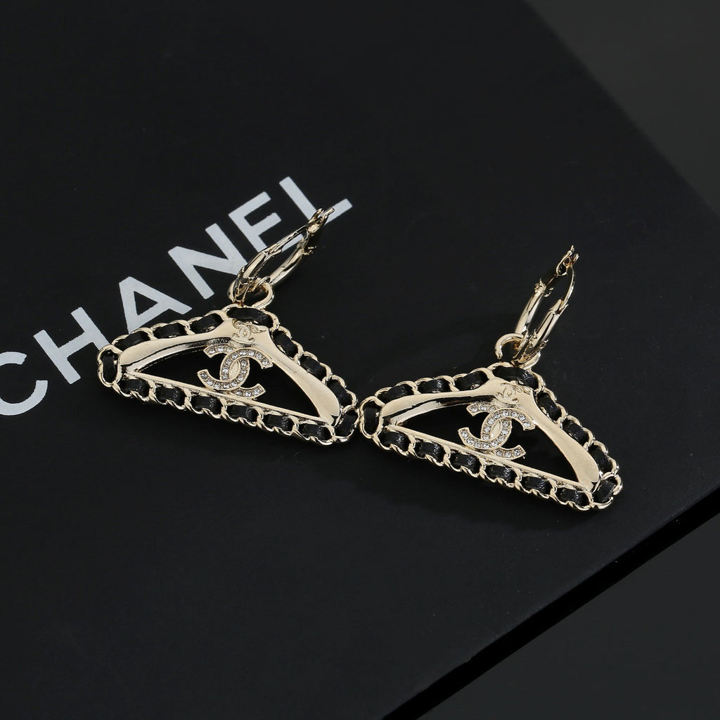 Chanel Gold-Tone Openwork Fan Drop Earrings - album image 6