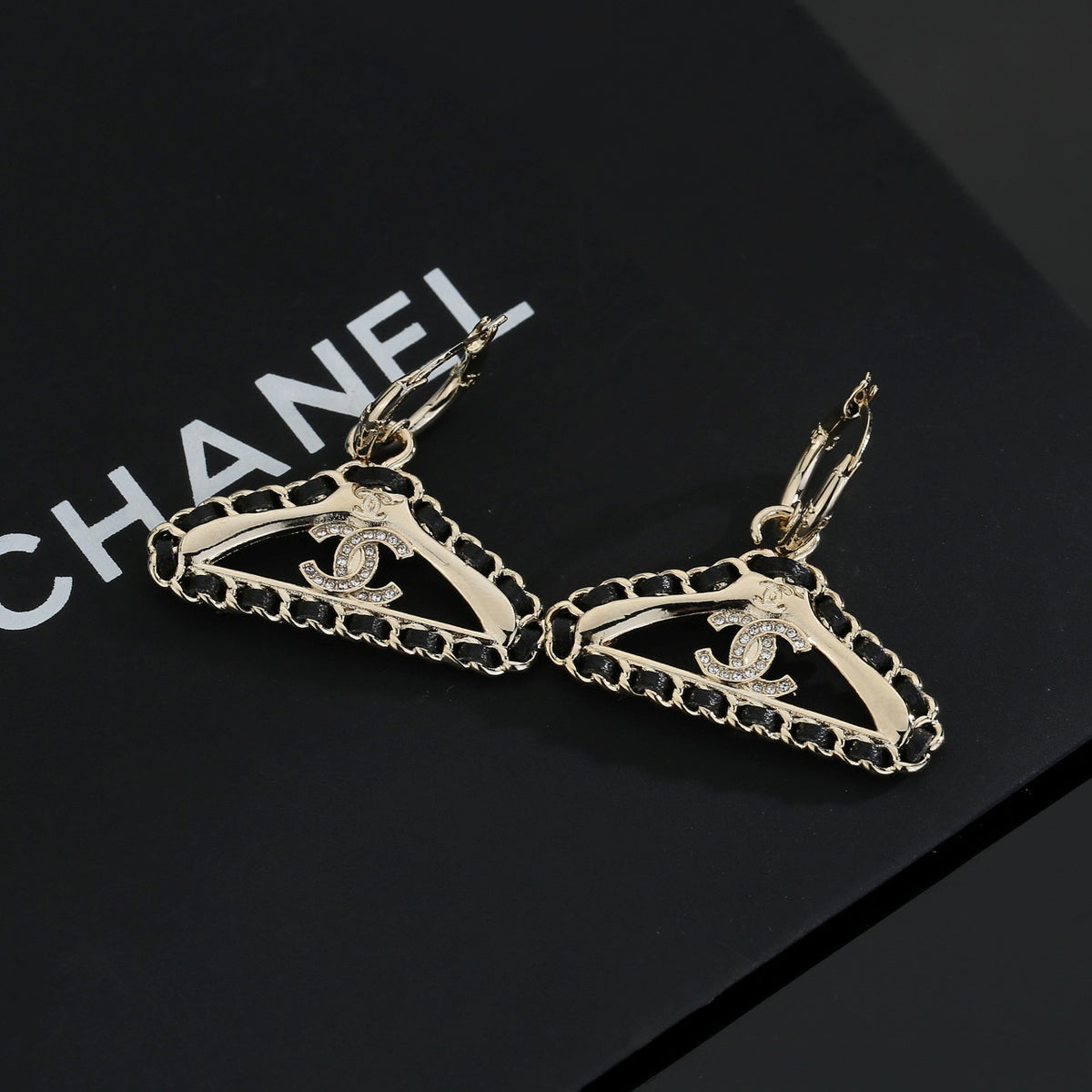 Chanel Gold-Tone Openwork Fan Drop Earrings - album image 6